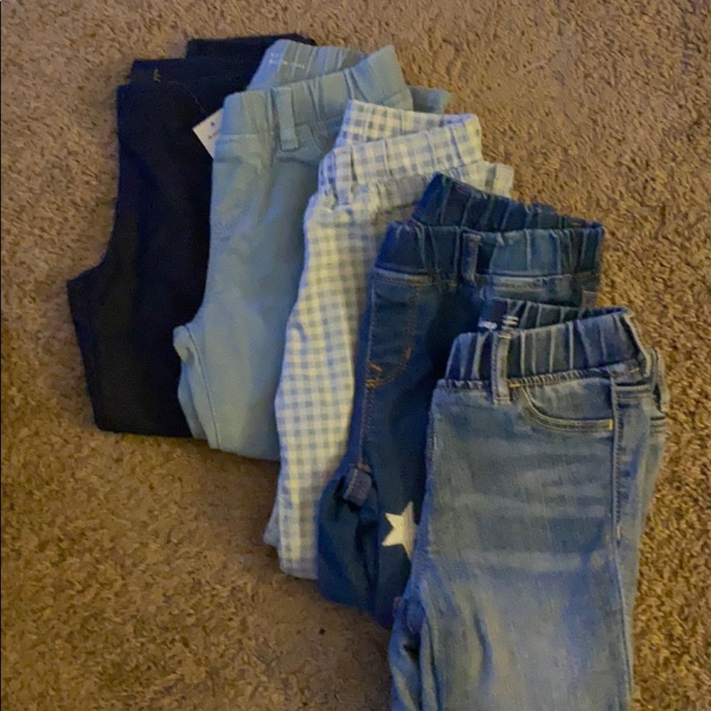 Girls Gap jeans barely used to new.